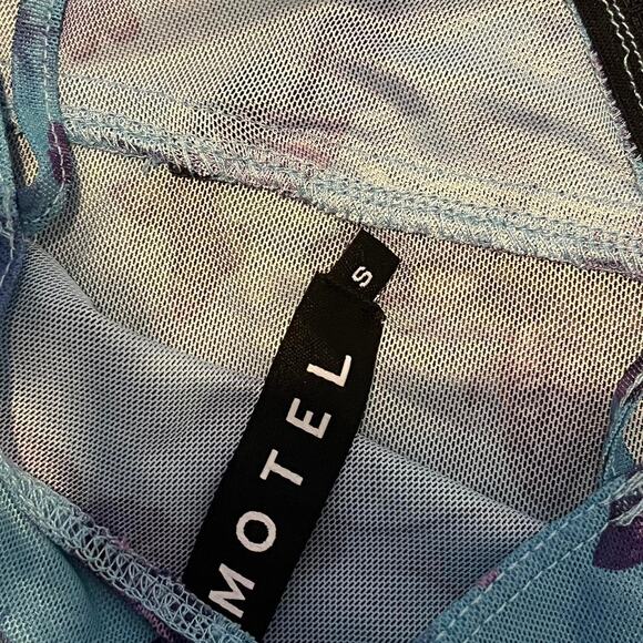 Mesh blue and purple butterfly cami top - Picture 5 of 5